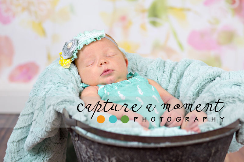 Addie | Newborn Photography | TrenumAbby_Newborn-35-Edit.jpg